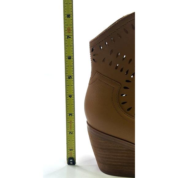 Marc Fisher Elyma Pointed Toe Western Tan Leather Booties Womens 7.5M New $199 - Picture 9 of 11